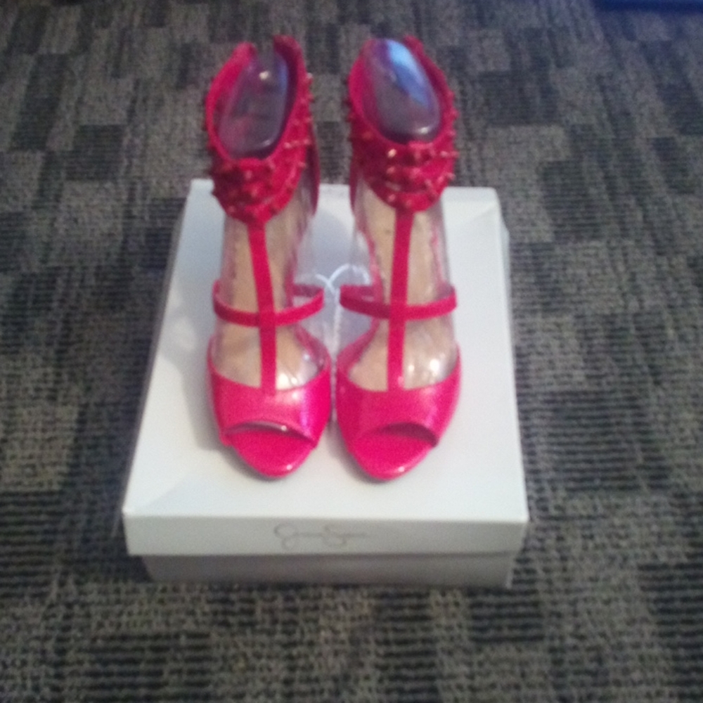 Shoes/heels